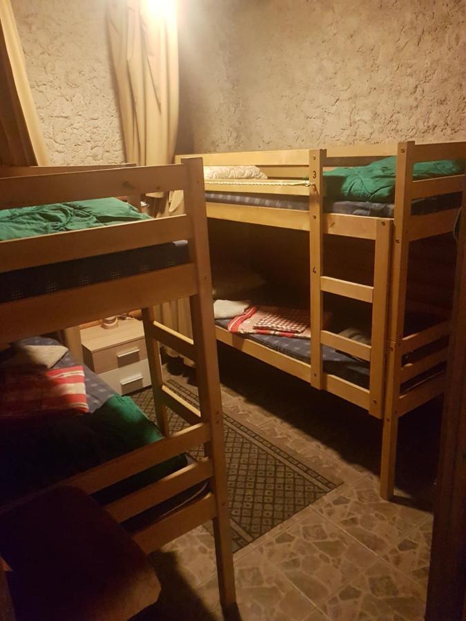 Hostel P33 Talin Exterior foto